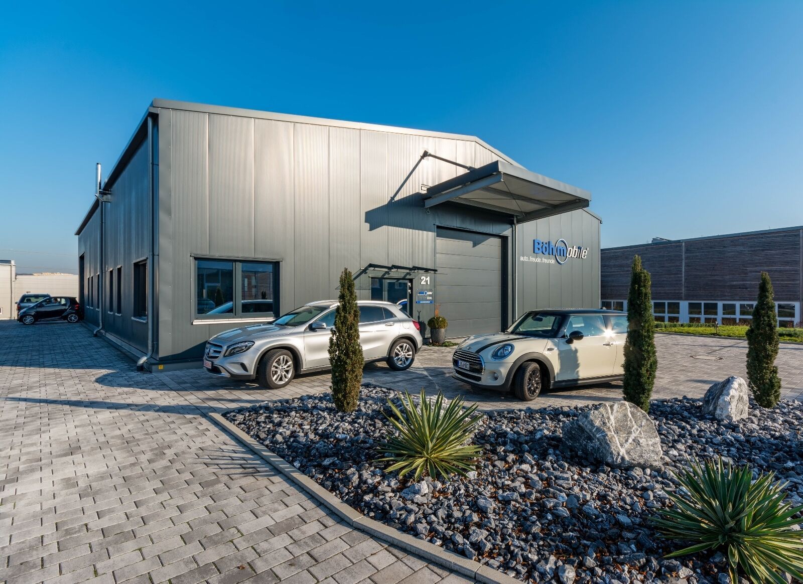 BMW X3 xDrive30e - Samsaru's Car Outlet