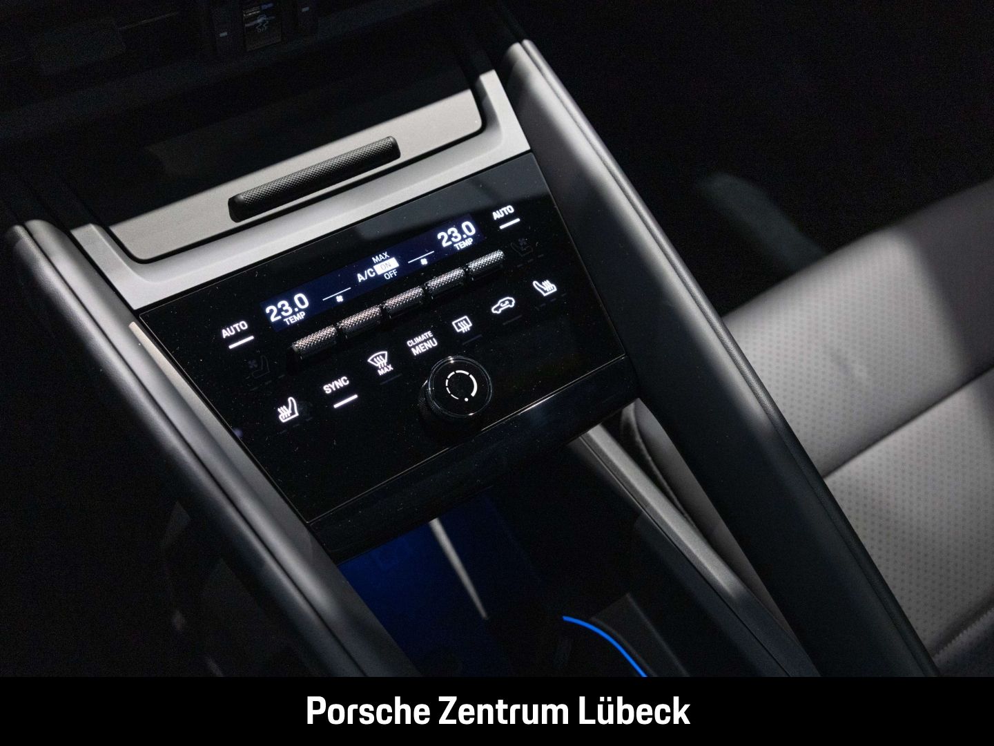 Porsche Macan - Samsaru's Car Outlet