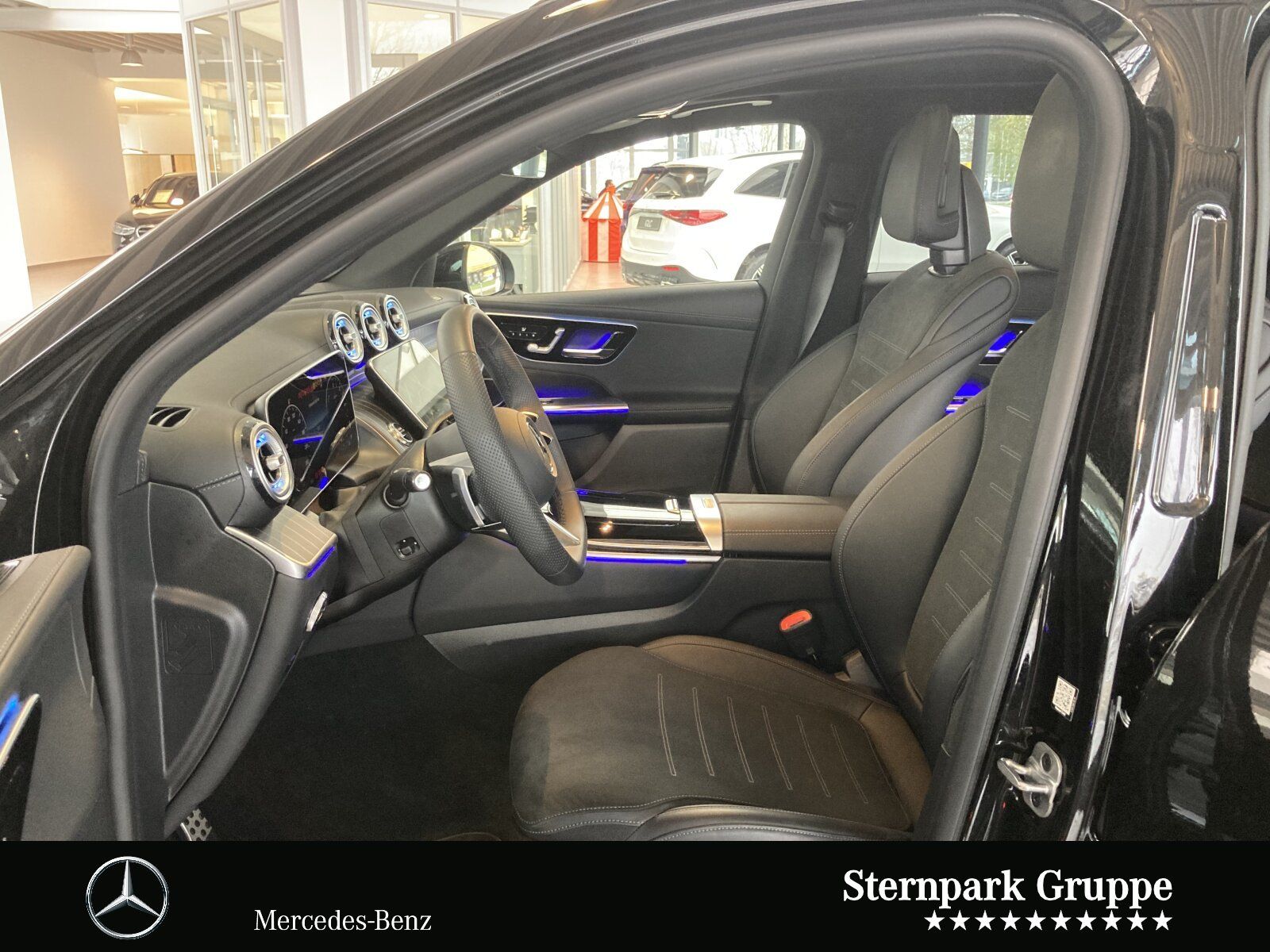 Mercedes-Benz GLC 300 de 4M AMG Pano*AHK*Dist*360*Memo*Digital