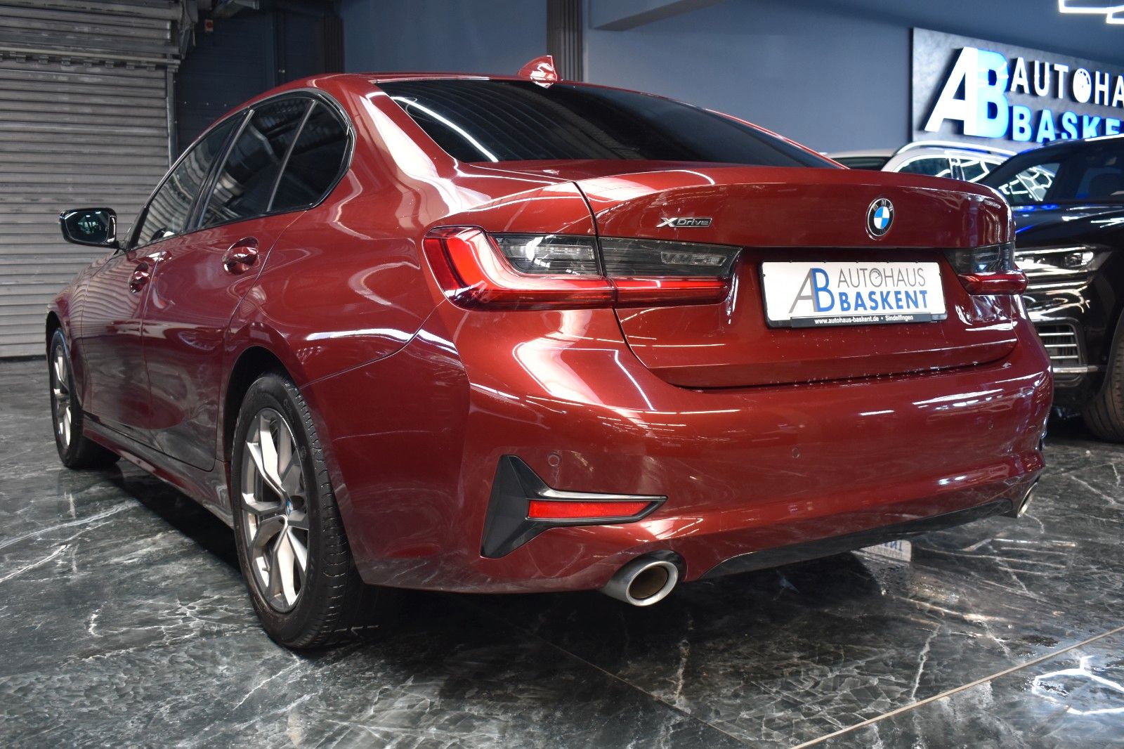 BMW 320 d xDrive SPORT LINE*LEDER*LIVE COCKPIT*LED*