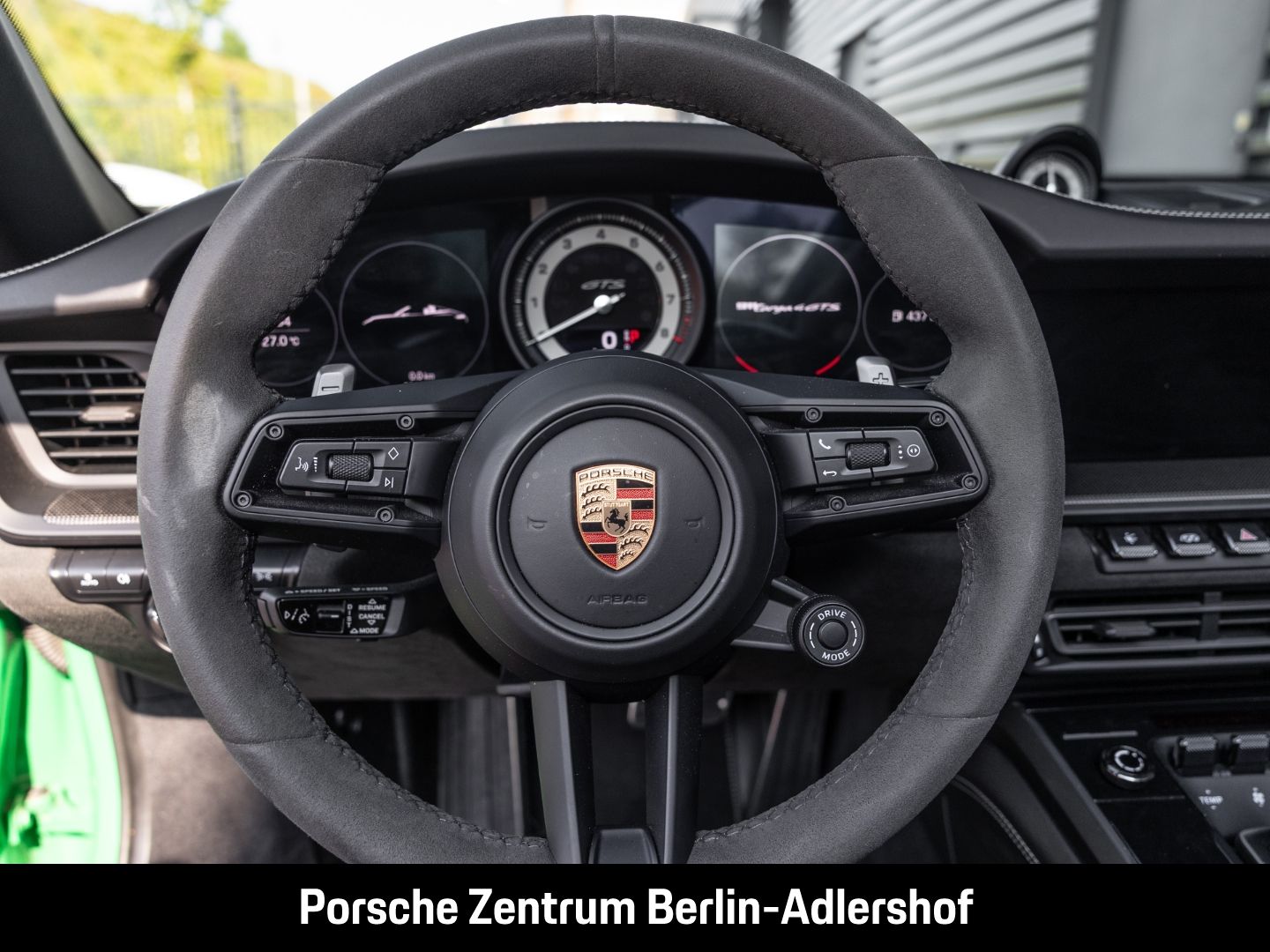 Porsche 992 911 Targa 4 GTS BOSE Sportabgasanlage LED