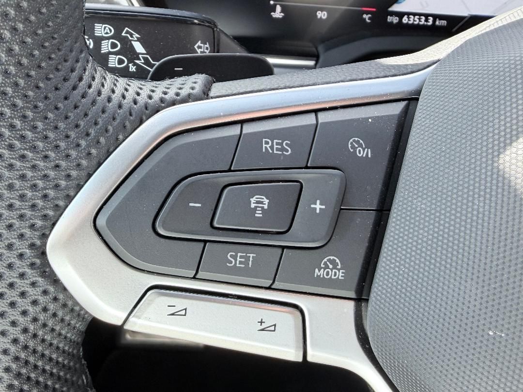 Volkswagen Touareg 3.0 V6 TDI 4x4 R-Line *Vollausstattung*