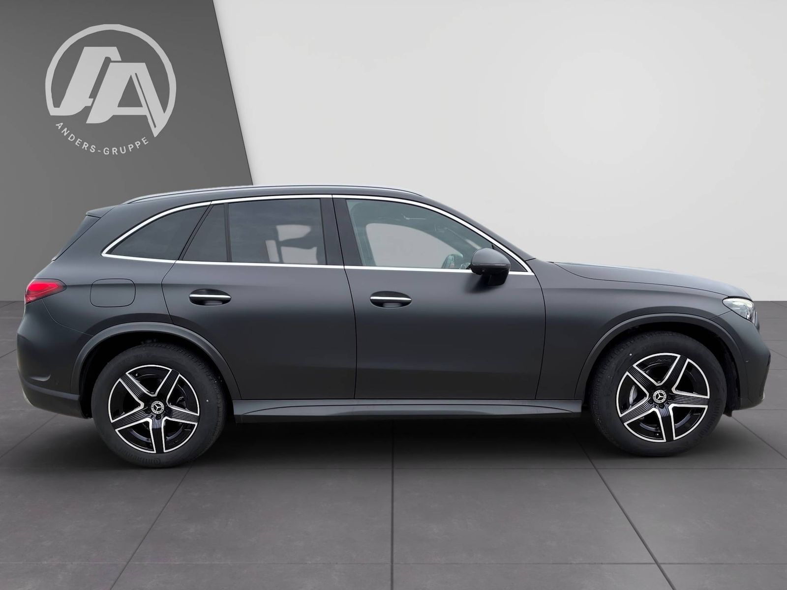 Mercedes-Benz GLC 300 d 4M AMG+Pano+Burm+HUD+AHK+H-LENK+AIR+36