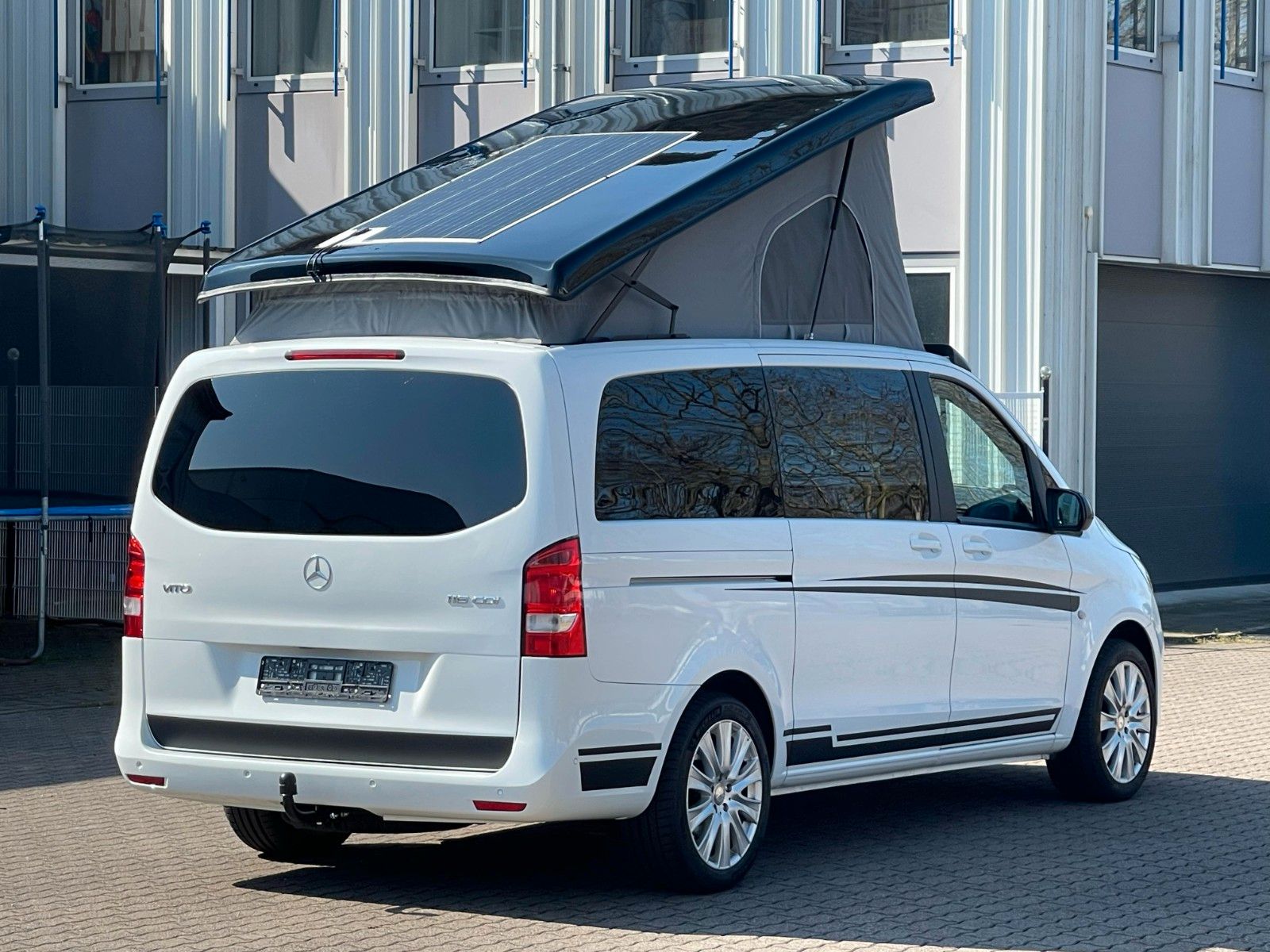 Mercedes-Benz VITO V220 - Samsaru's Car Outlet