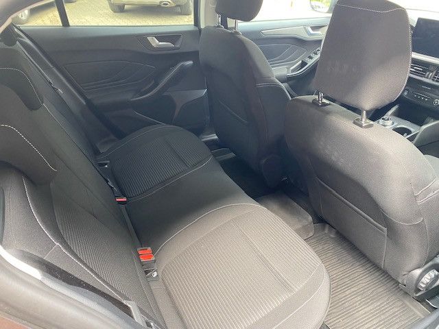 Ford Focus Turnier Titanium