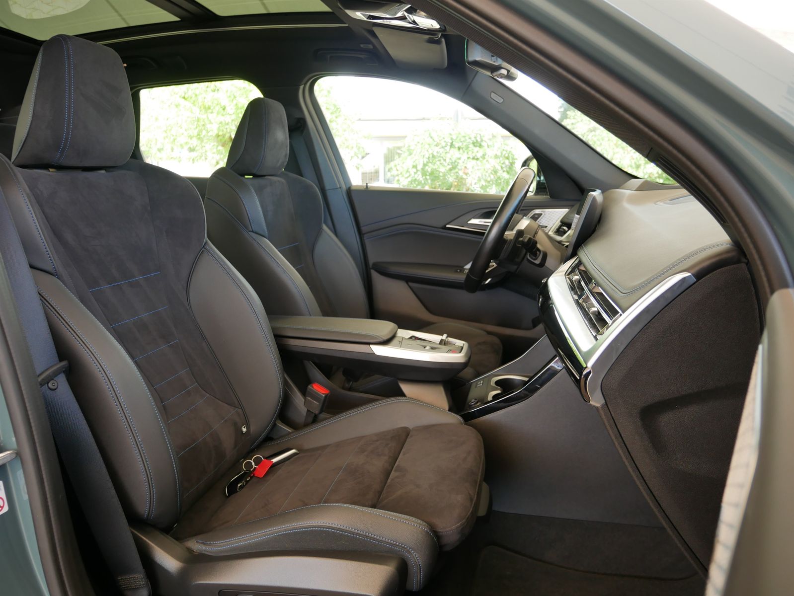 BMW X1 xDrive23d M SPORT - Samsaru's Car Outlet