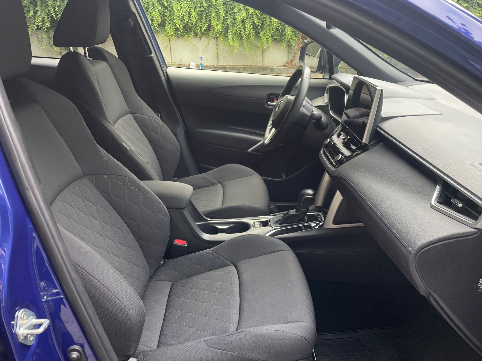 Toyota Corolla Cross Hybrid FWD Team Deutschland