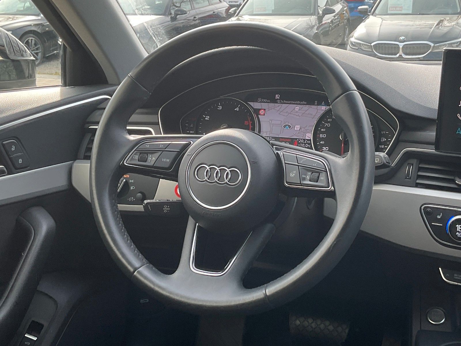 Audi A4 Av.40 TDI quattro S-Tr. - Samsaru's Car Outlet
