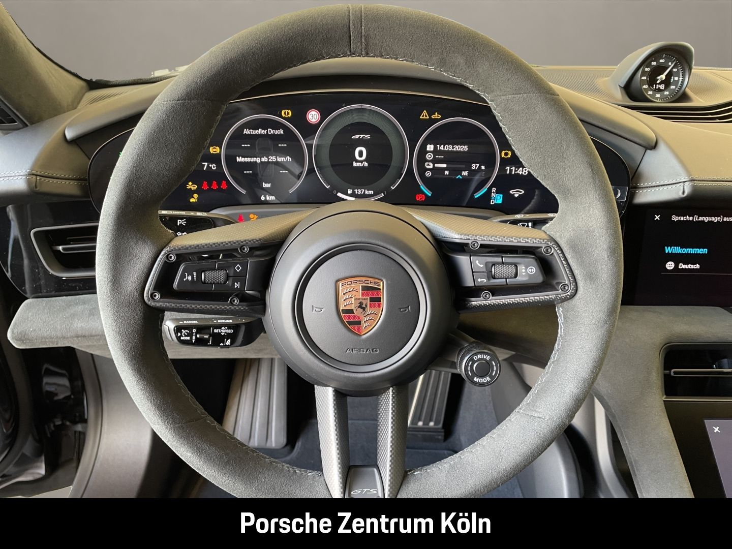 Porsche Taycan GTS Sport Turismo HA-Lenkung InnoDrive