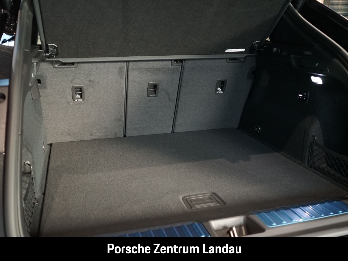 Porsche Macan 4S Burmester HA-Lenkung InnoDrive Head-Up