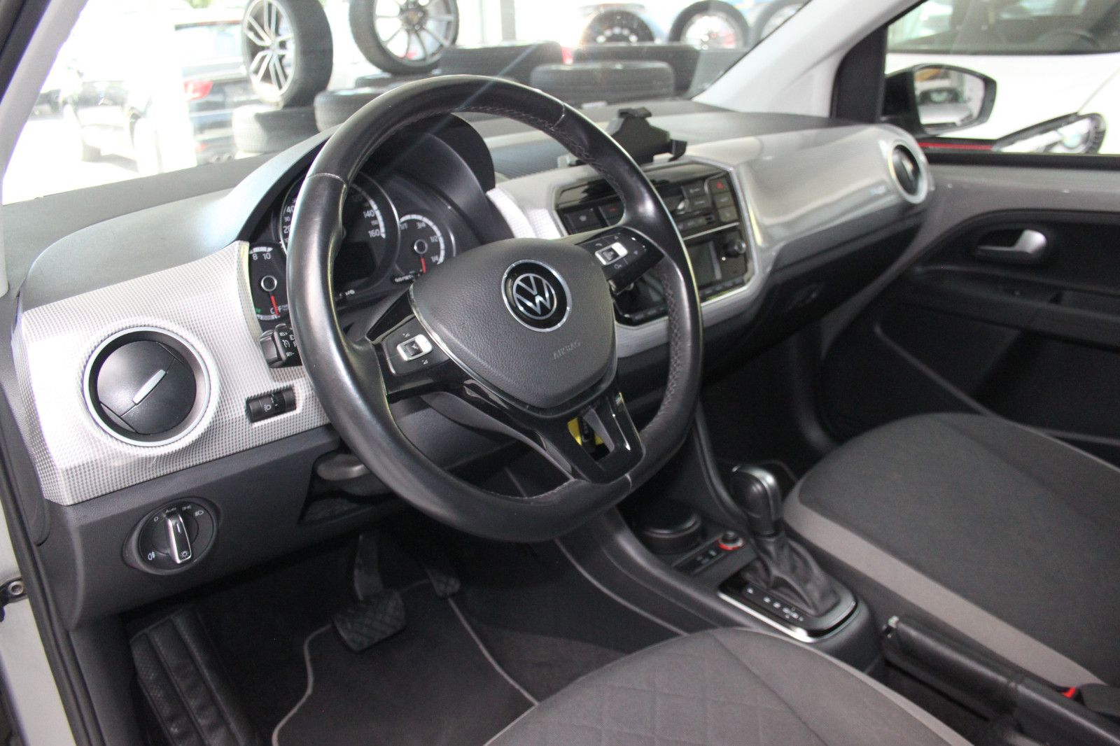Volkswagen up! e-up! Style - Samsaru's Car Outlet