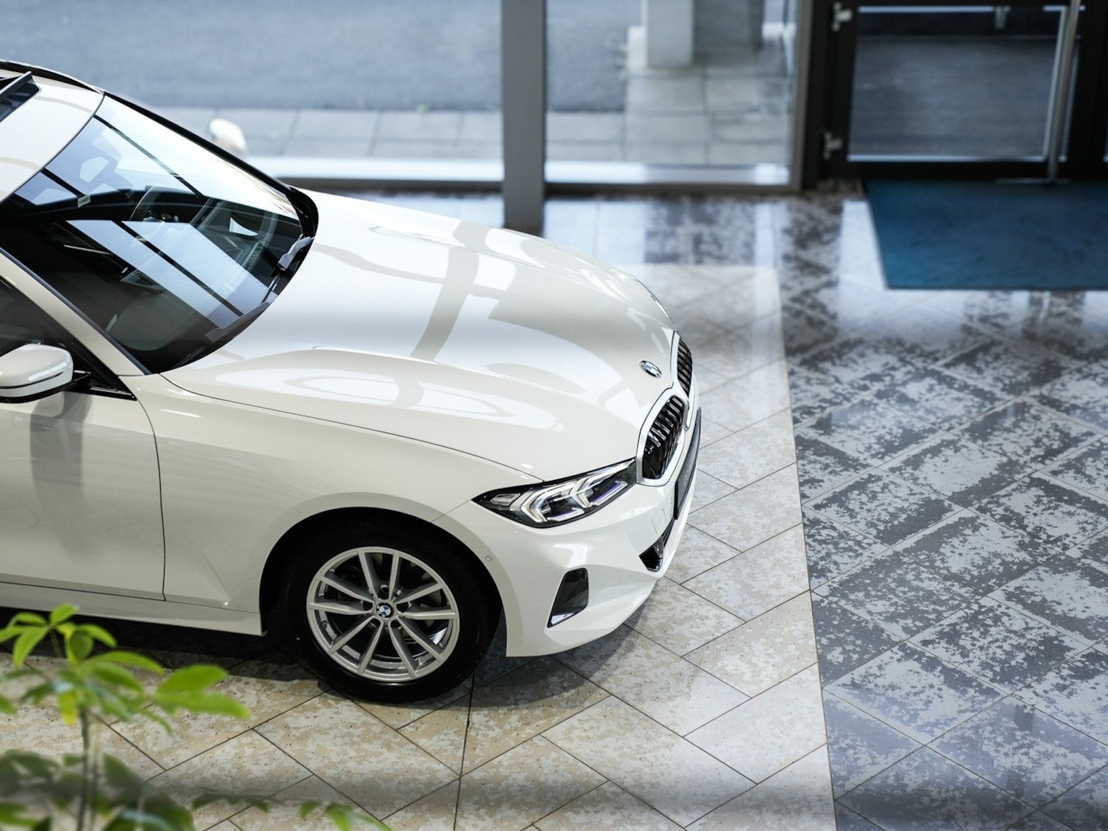 BMW 320d xDrive Touring Panorama 360K Standh.