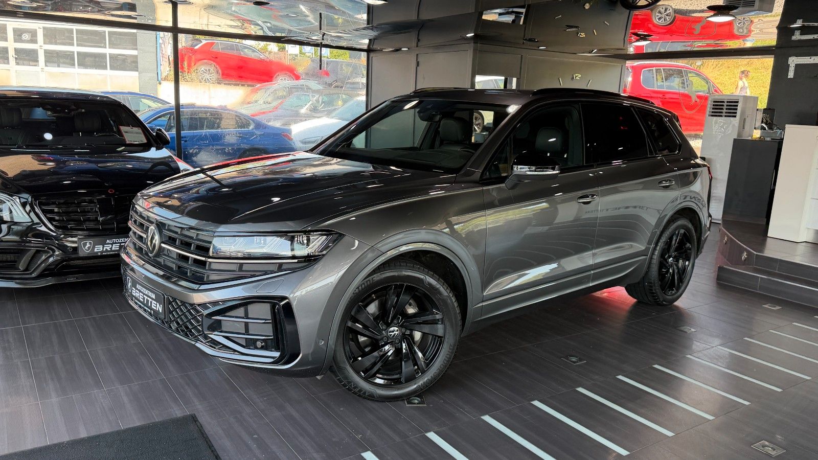 Volkswagen Touareg 3.0 TDI R-Line*4M*Nachtsicht*Luft*Black