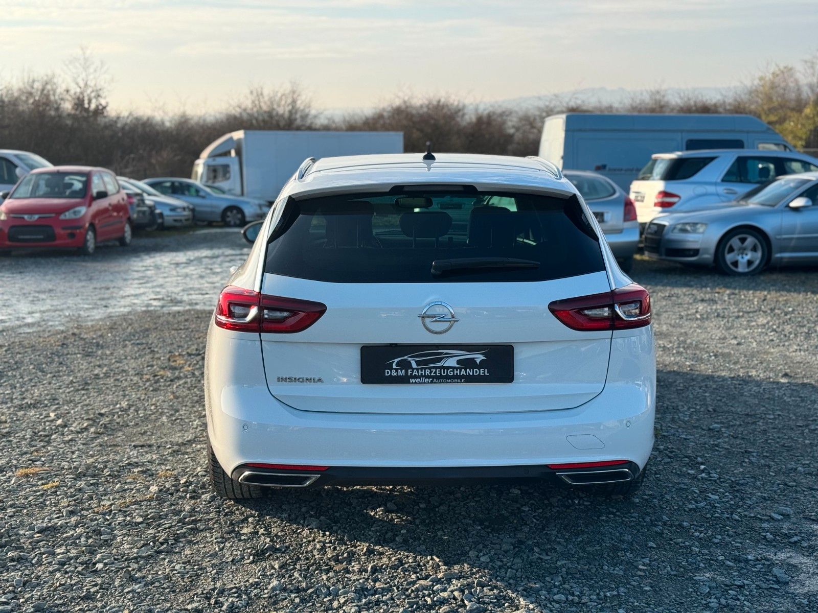 Opel Insignia Sports Tourer Elegance 2.0D - Samsaru's Car Outlet