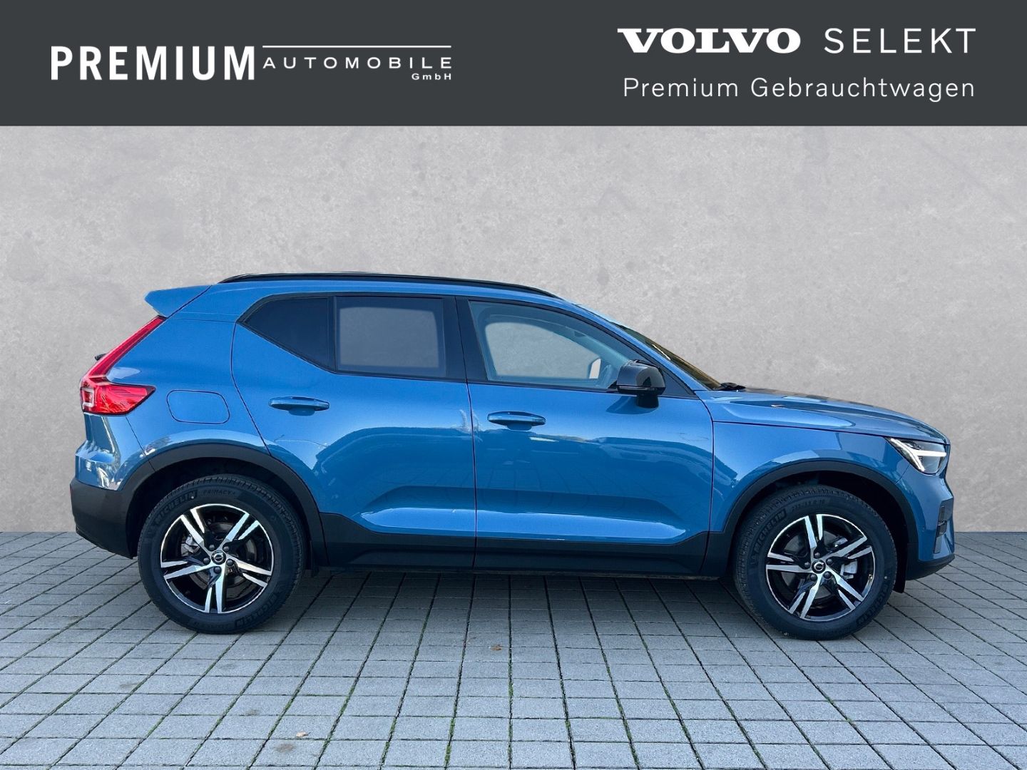 Volvo XC40 Plus Dark B3 Schiebedach/ACC/360°