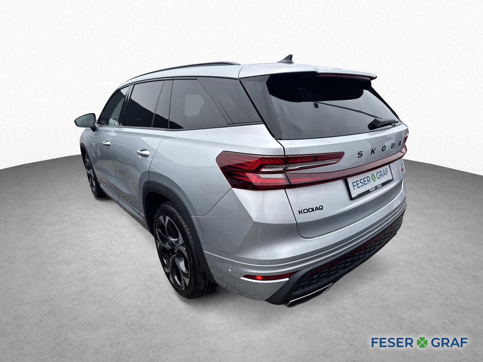 Skoda Kodiaq RS 2,0 TSI DSG 4x4 *AHK*PANO*360*