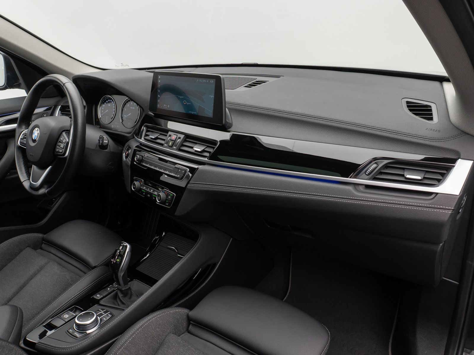 BMW X1 xD20i Sport Line - Samsaru's Car Outlet