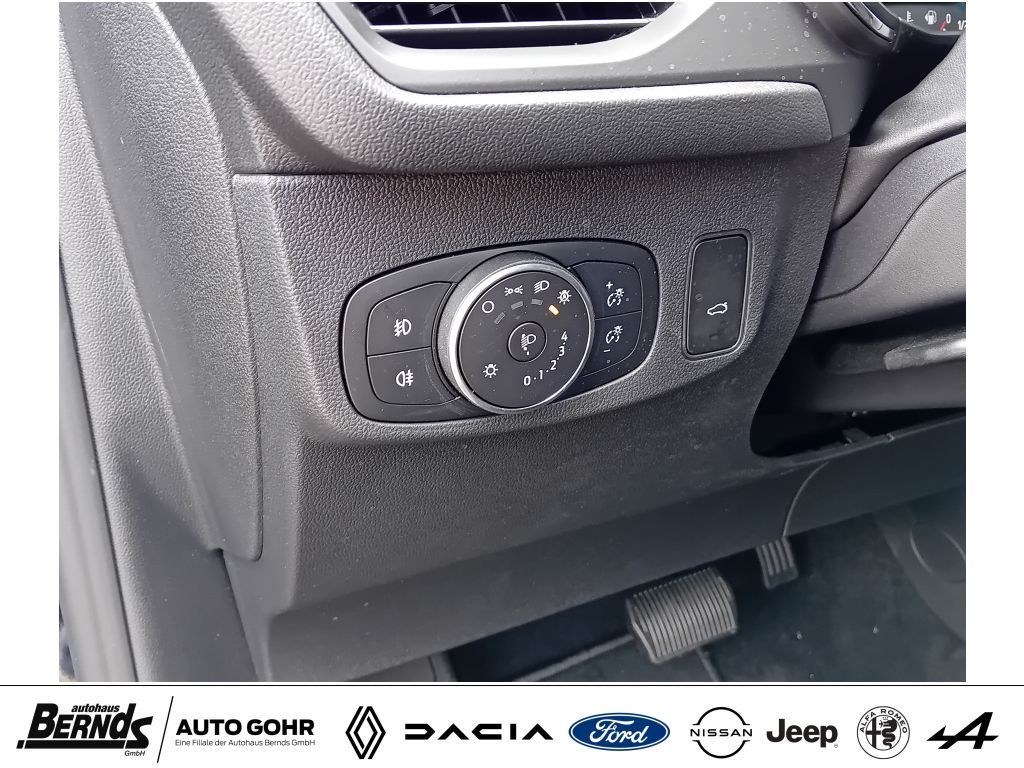 Ford Focus T 1.0 EcoB. Hybr. Aut. TITANIUM Matrix LED