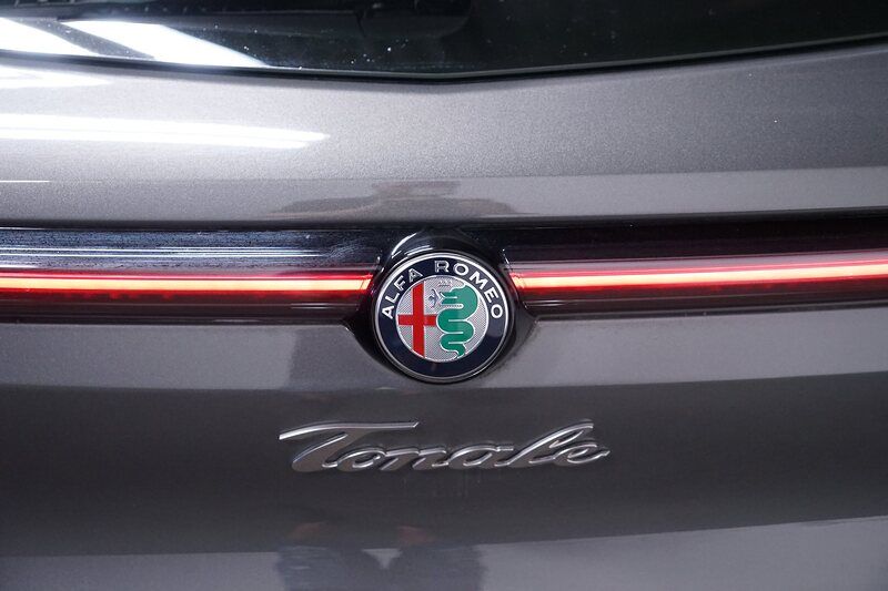Alfa Romeo Tonale 1.5 VGT Hybrid Ti Aut.*Matrix*Kamera*Keyl