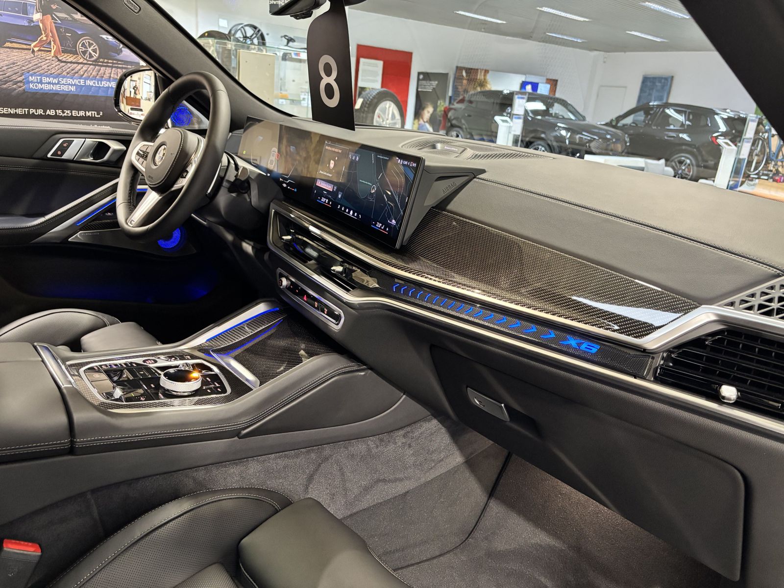 BMW X6 xDrive40d M SportPro B&W PANO HUD 360° AHK DA