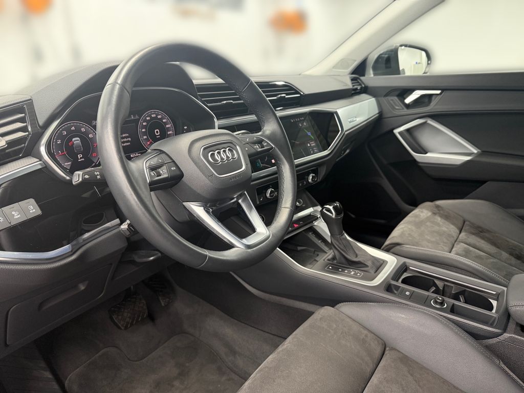 Audi Q3 40 TFSI Sportback quattro S line - Samsaru's Car Outlet