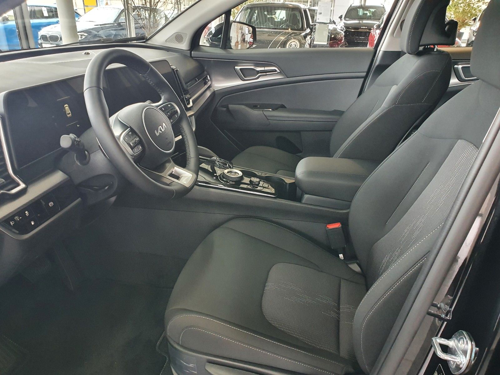 Kia Sportage 1.6T PHEV Vision 4WD - Samsaru's Car Outlet
