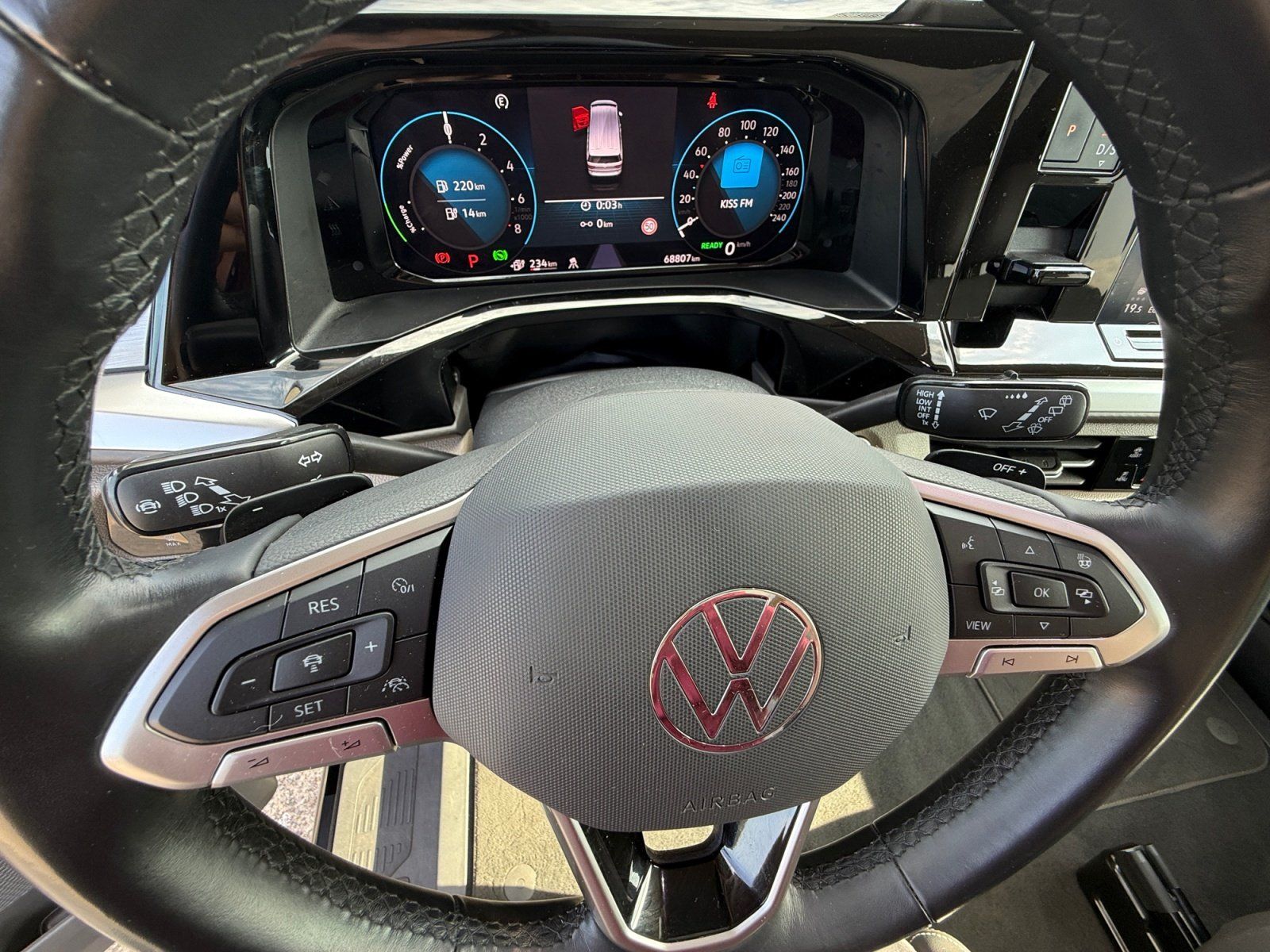 Volkswagen T7 Multivan Life 1.4 TSI PHEV lang DSG ACC DCC