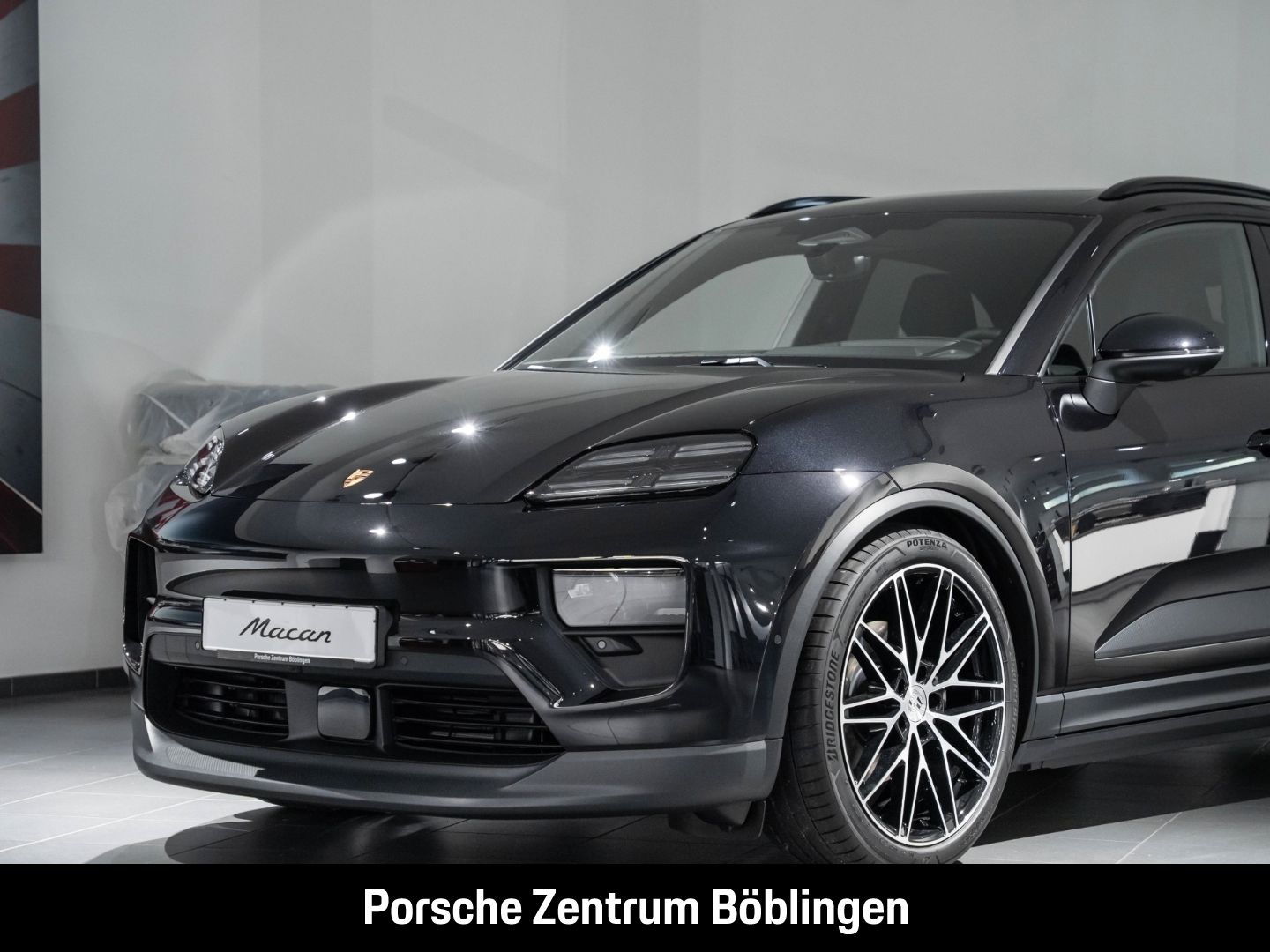Porsche Macan 4 Surround-View InnoDrive LED-Matrix