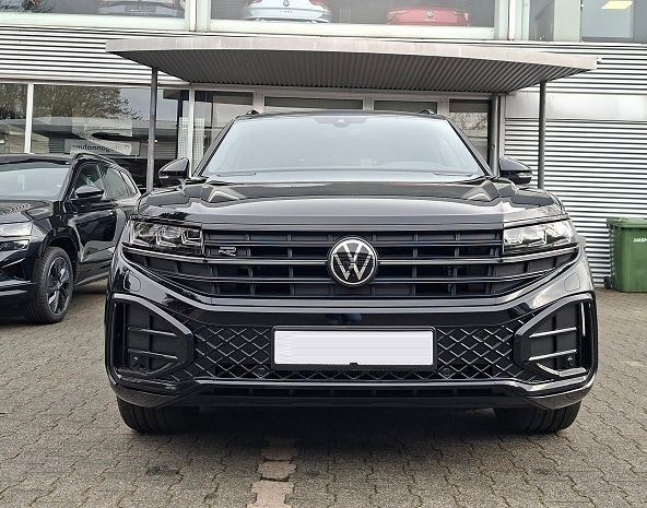 Volkswagen Touareg 3.0 TDI R-Line Final AHK 21Z Pano Stand