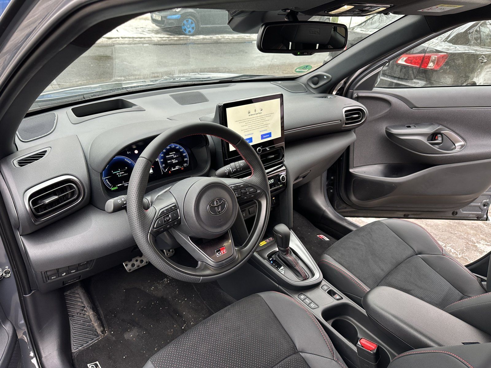 Toyota Yaris Cross 1.5l Hybrid FWD GR Sport *Premium-Pa