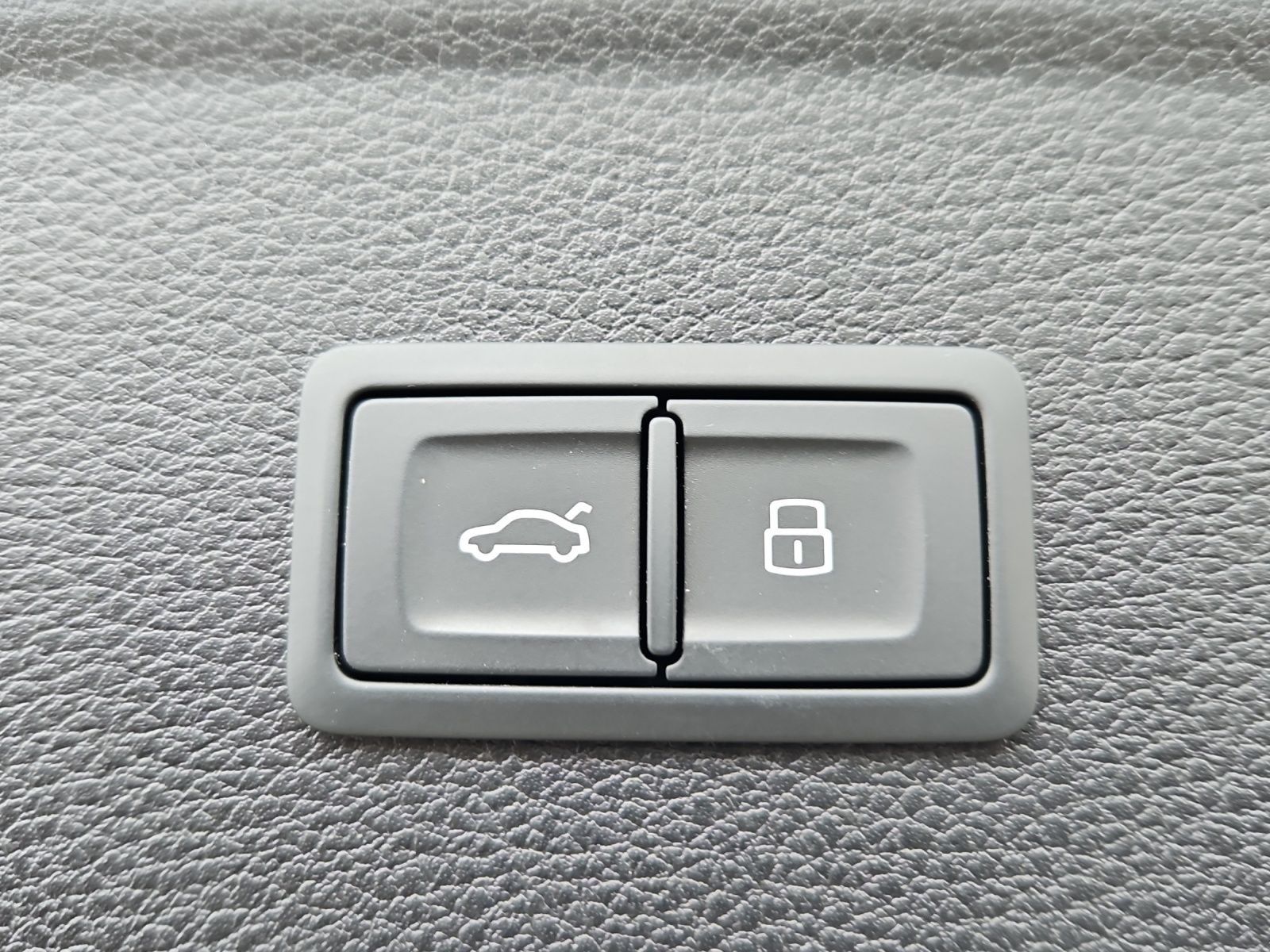Audi Q5  40 TDI S tronic S line NaviPlus Mtarix AHK 2