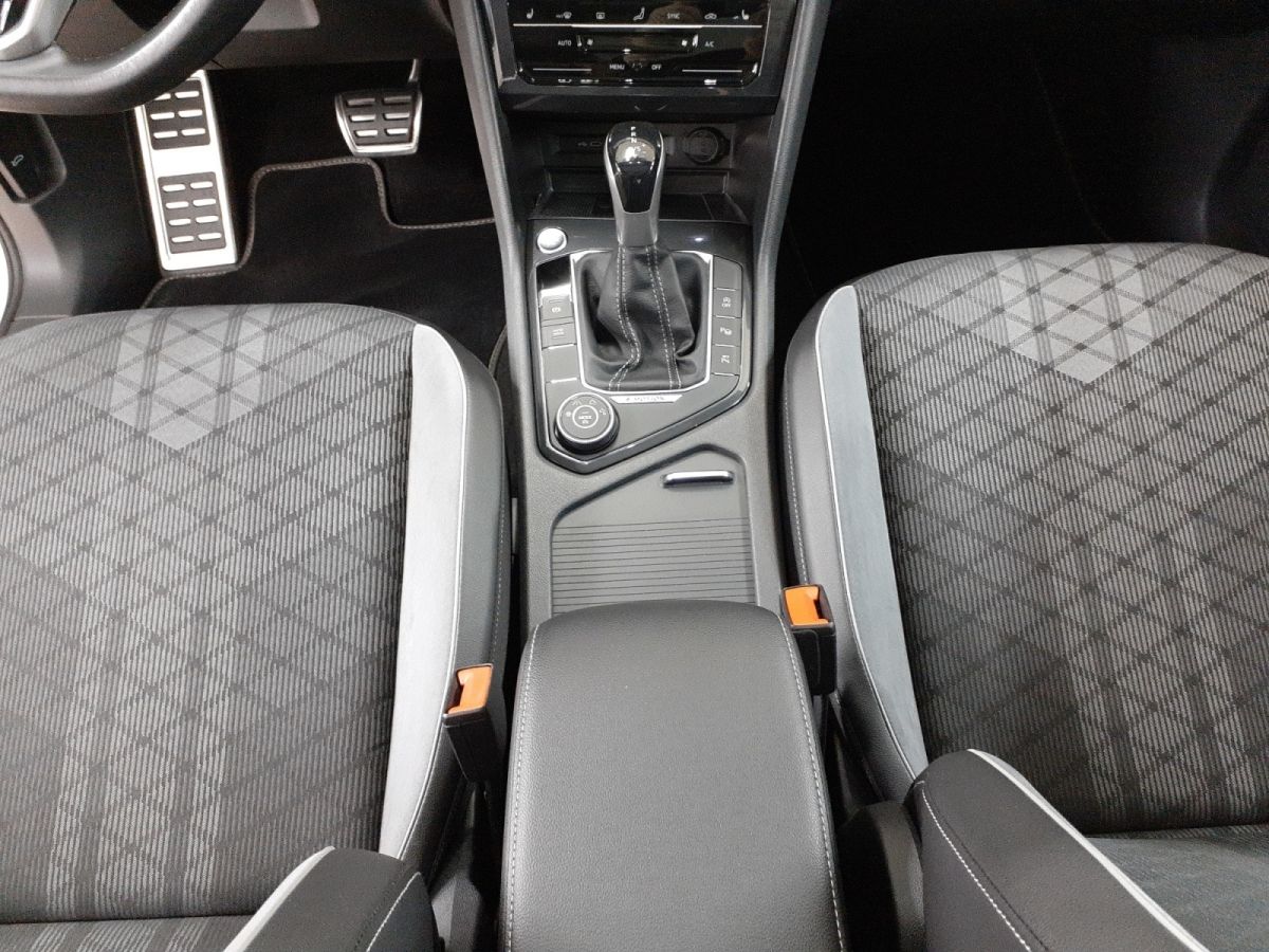 Volkswagen Tiguan R-Line 2.0 l TDI 4MOTION - Samsaru's Car Outlet