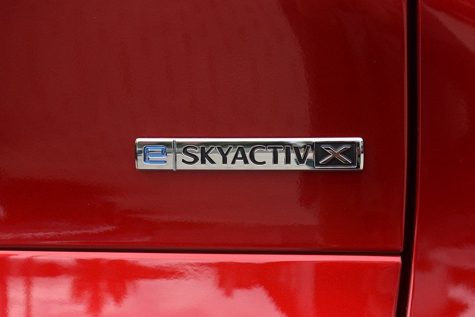 Mazda CX-30 SKYACTIV-X 2.0 AWD HOMURA Premium