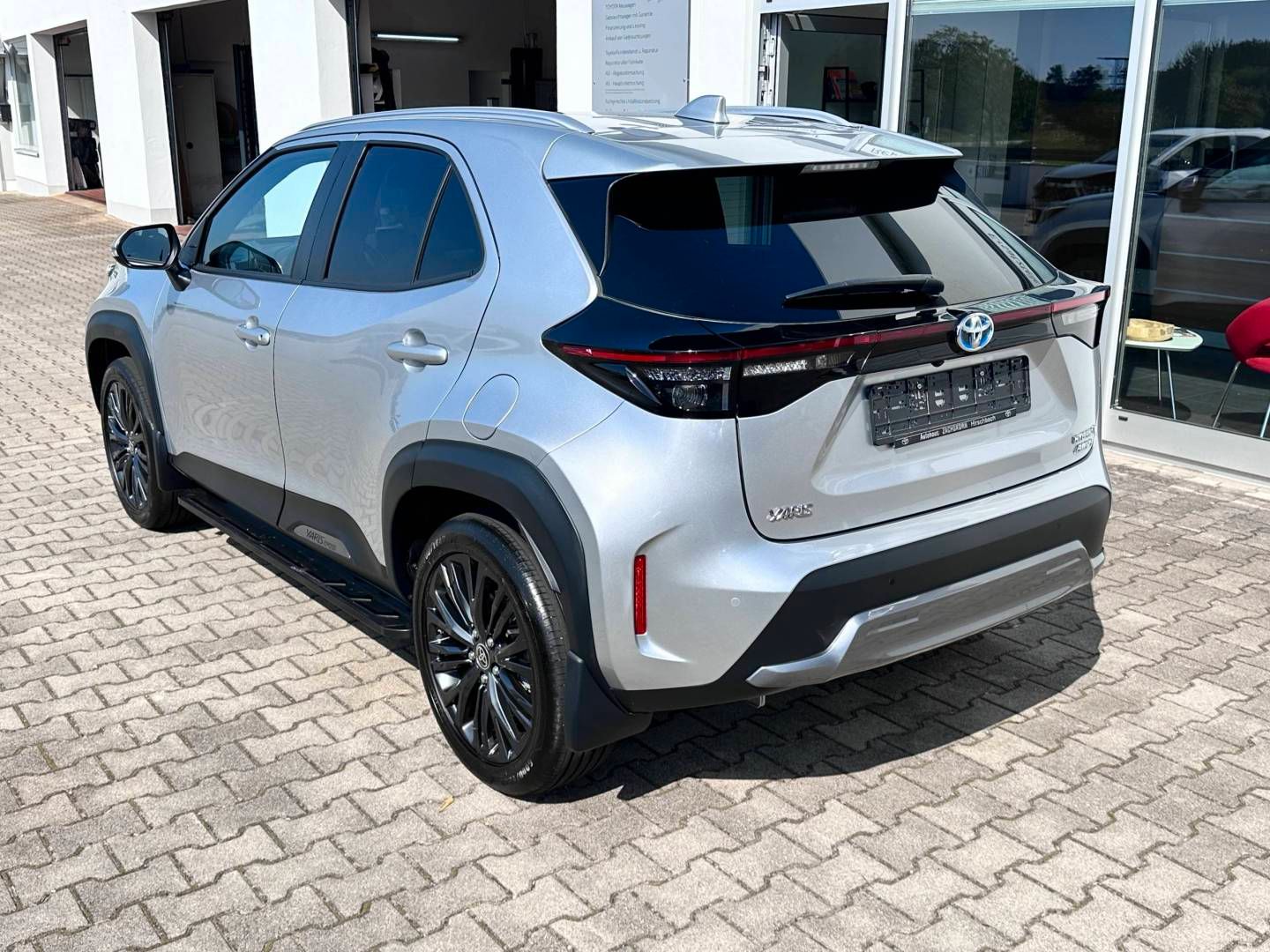 Toyota Yaris Cross 1,5 Hybrid 4x4, Adventure