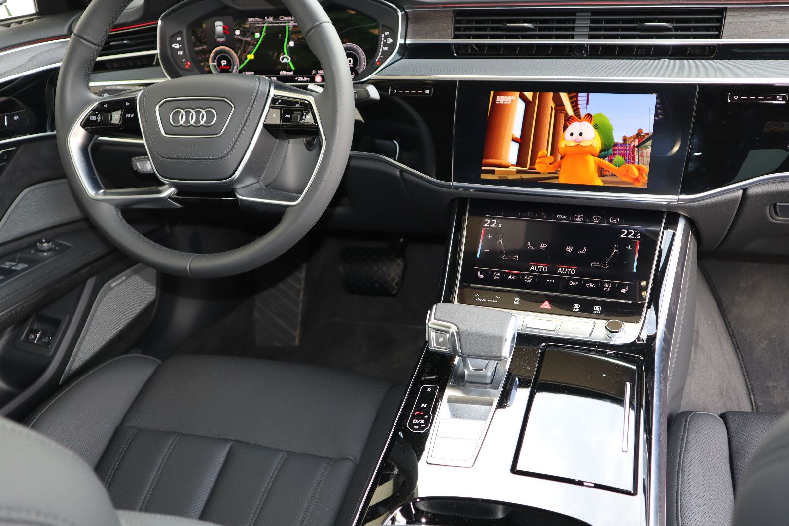 Audi A8L 60 TFSI e lang exclusive S-LINE - Samsaru's Car Outlet