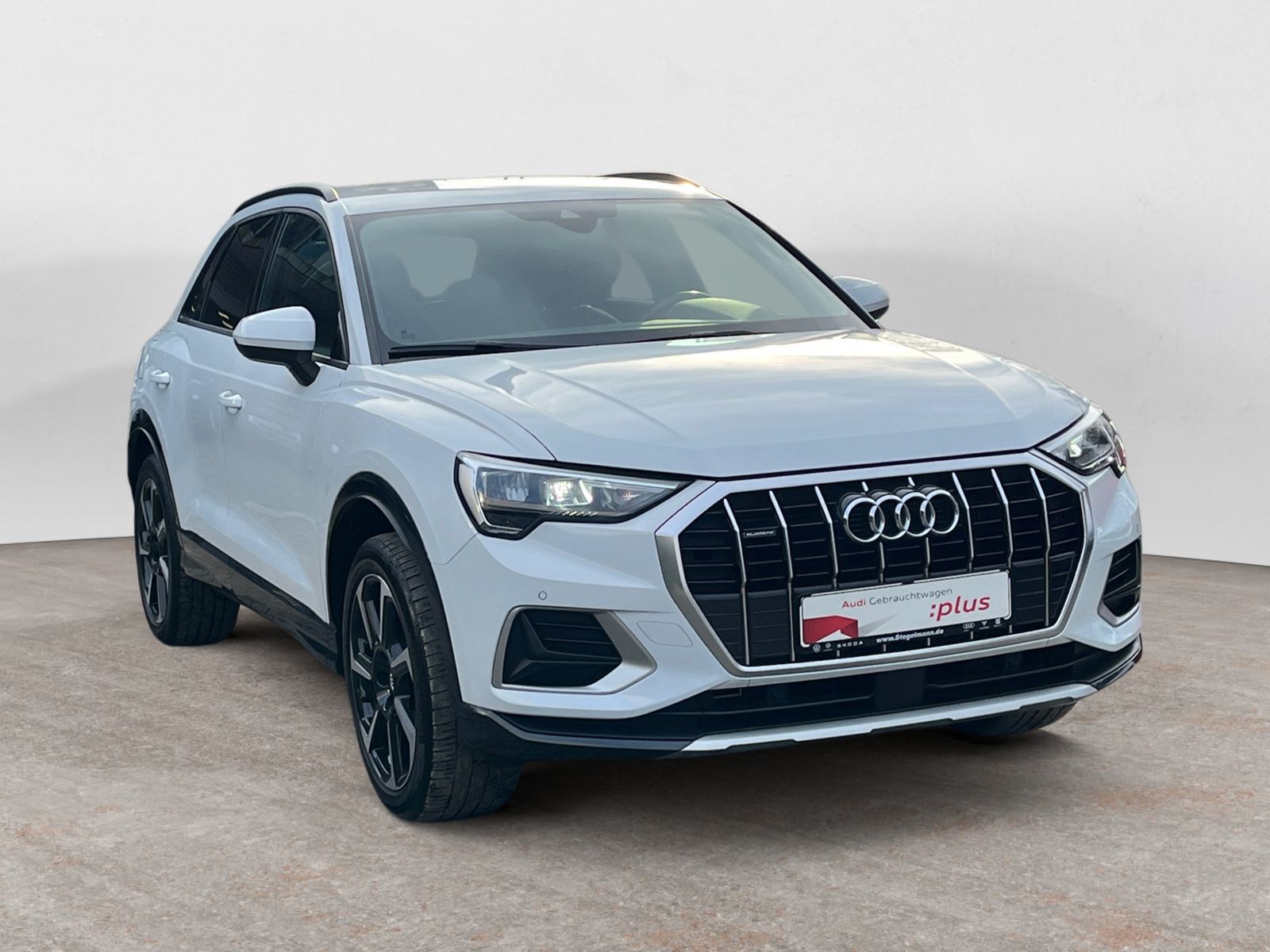 Audi Q3 45 TFSI qu. S-Tronic advanced 19Zoll - Samsaru's Car Outlet