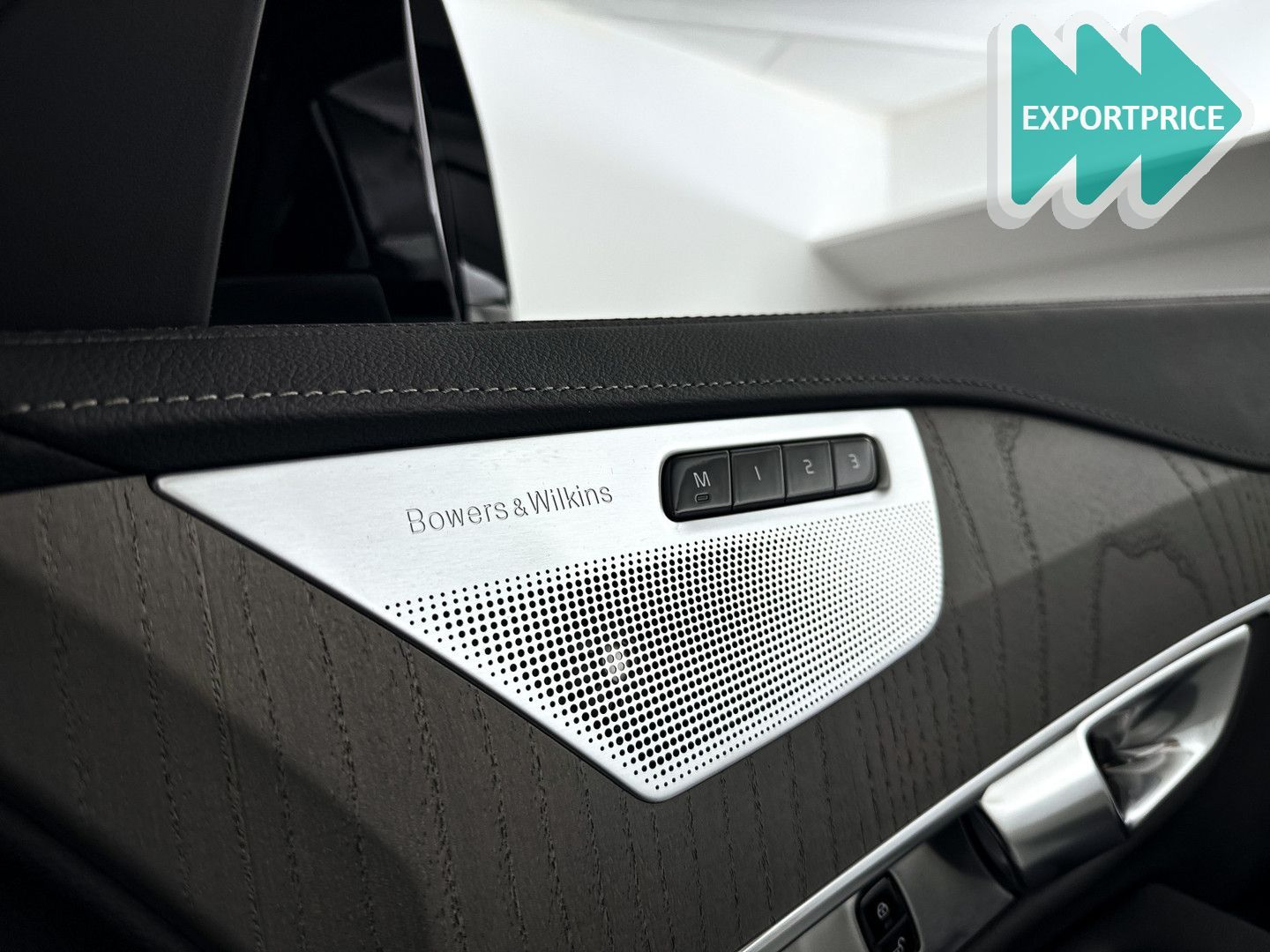 Volvo XC90 T8 Plug-in hybrid AWD Ultra Dark | Panoramd