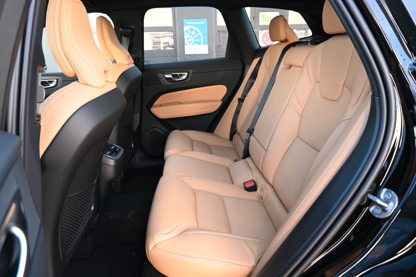 Volvo XC60 B4 D AWD Ultimate Dark*STDHZG*360°*ACC*AHK