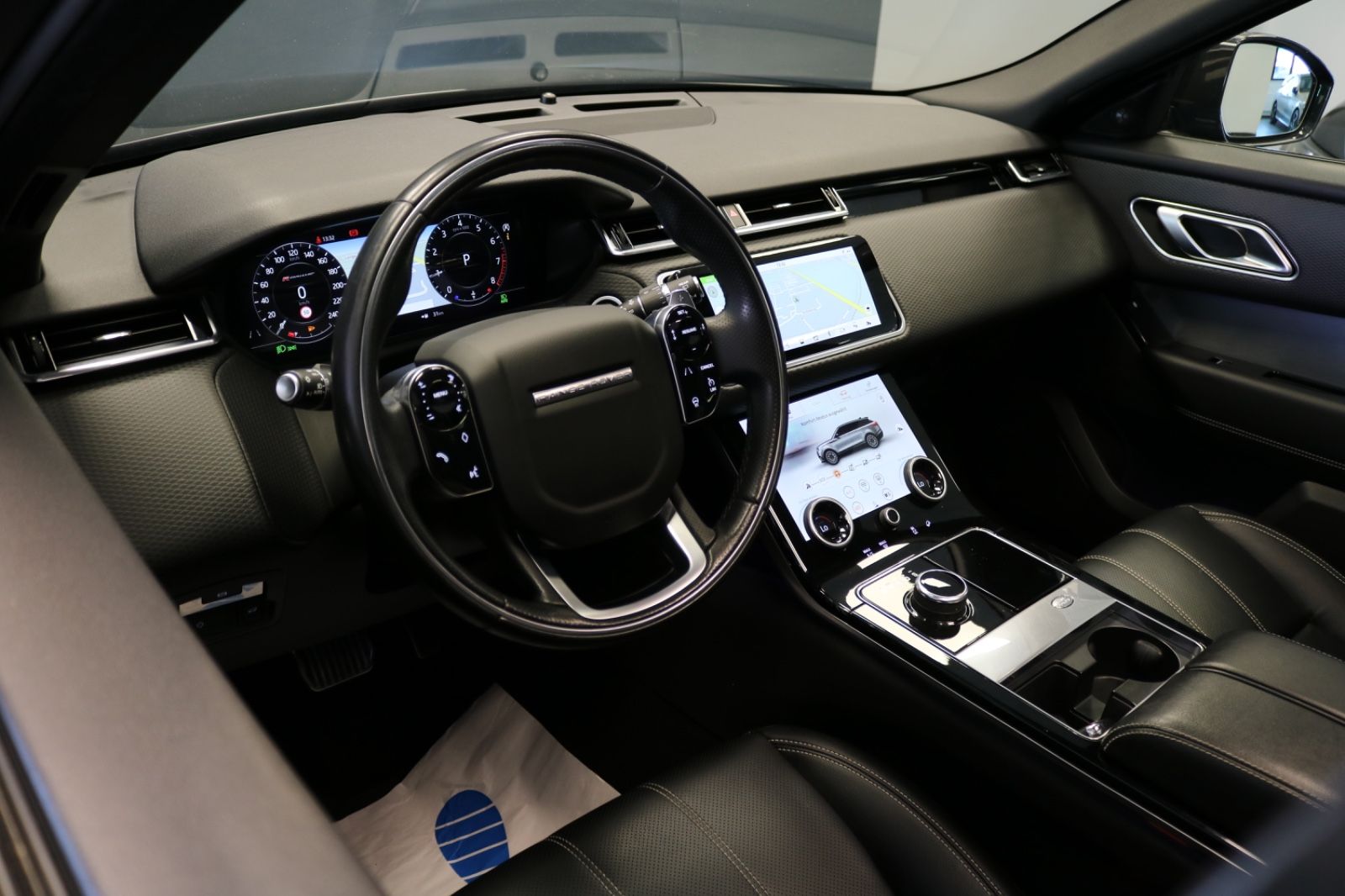 Range Rover Velar R-Dynamic - Samsaru's Car Outlet