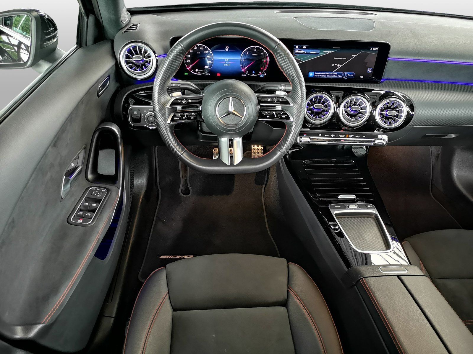 Mercedes-Benz A 180 d AMG ADVANCED PLUS - Samsaru's Car Outlet