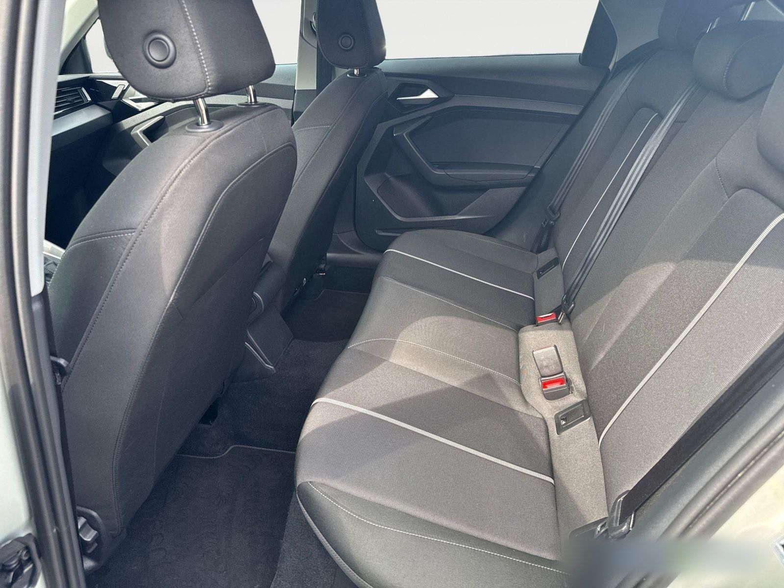 Audi A1 allstreet 30 TFSI S tronic - Samsaru's Car Outlet