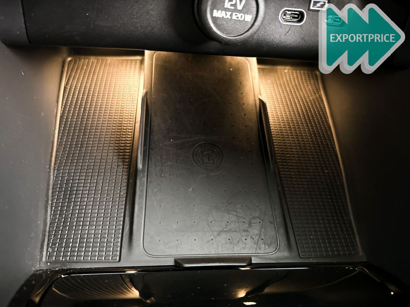 Volvo XC40 B4 Aut. Plus Dark | Stoel- en Stuurverwarmi