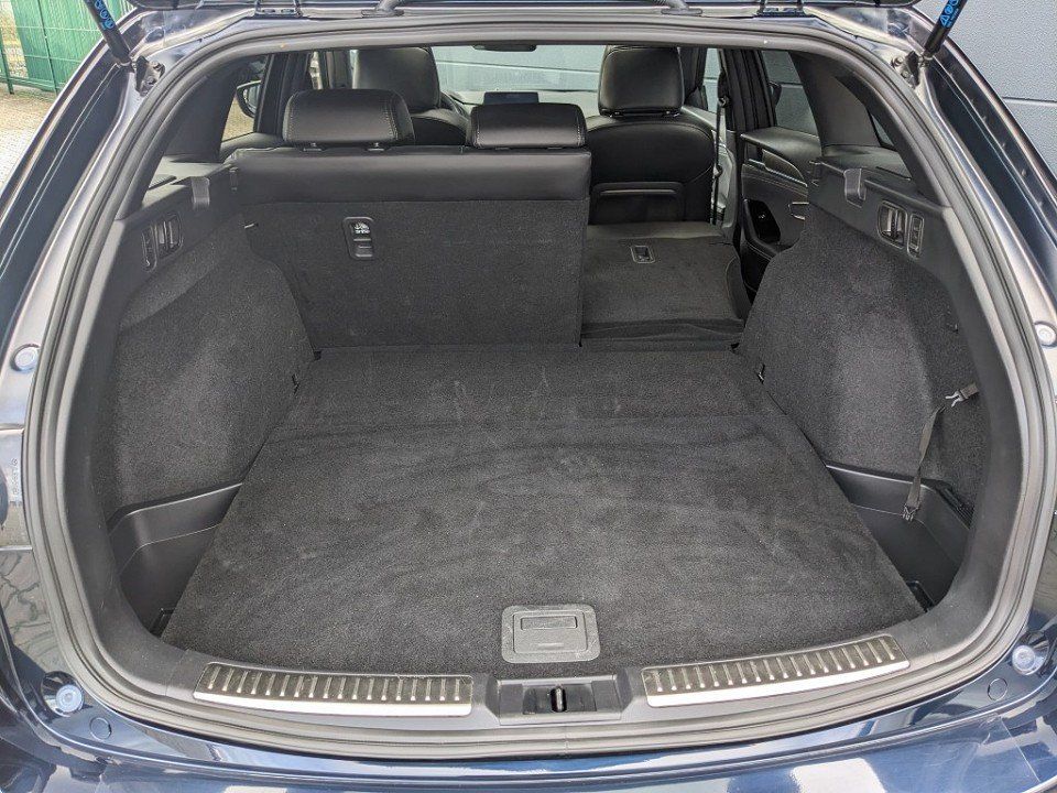 Mazda 6 Kombi 2.5l Takumi GSD Nappaleder Bose Ganzjahr