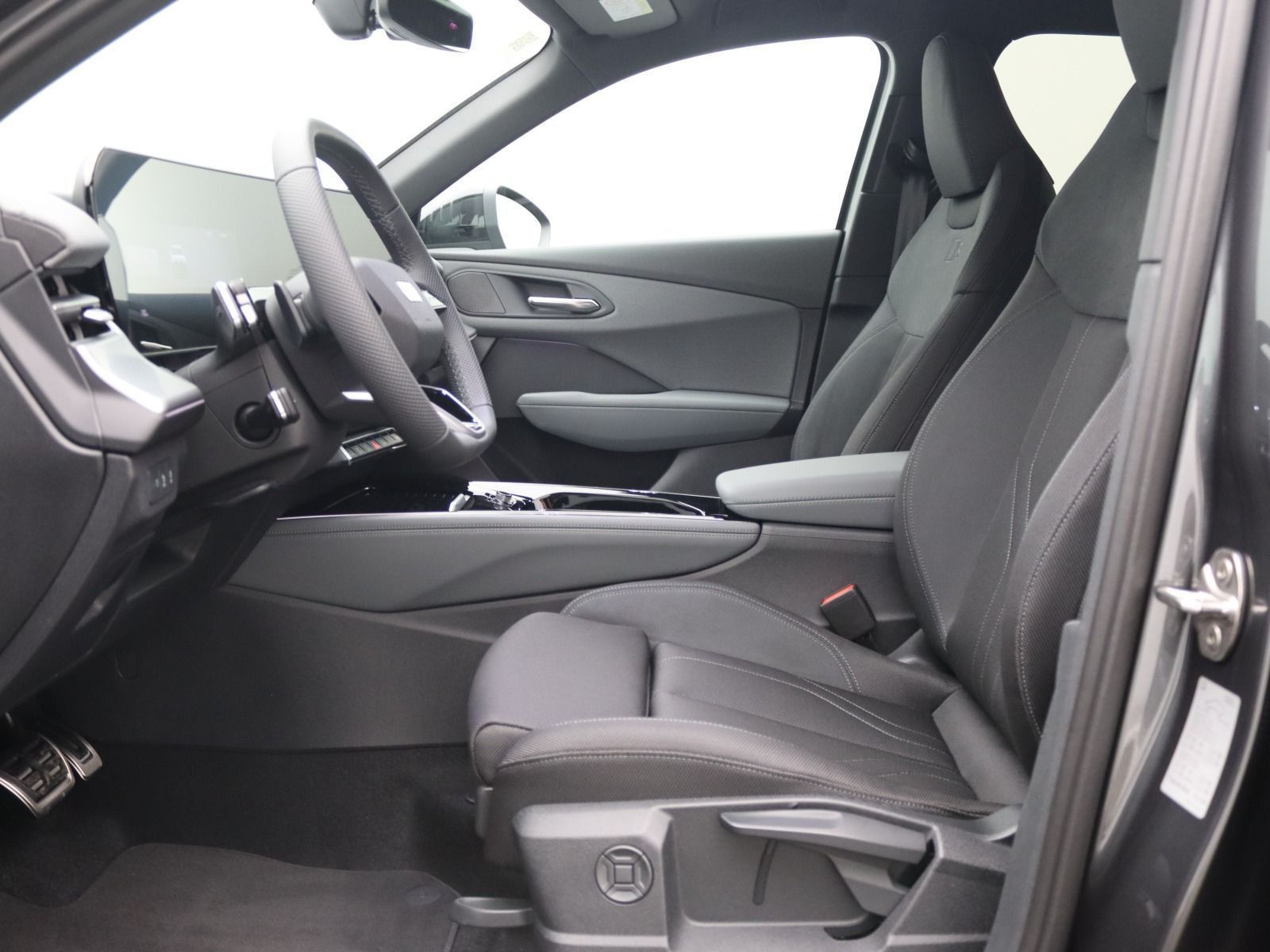Audi Q3 S-Line TFSI quattro S-tronic/ TechPlus,Matrix