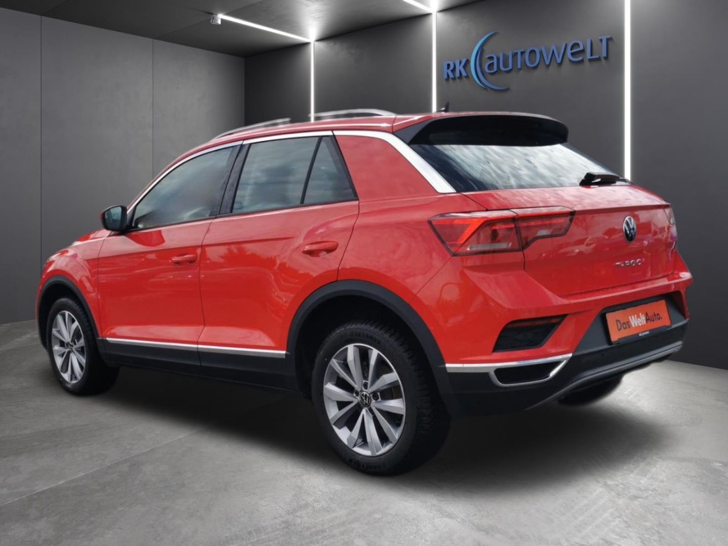 Volkswagen T-Roc Style - Samsaru's Car Outlet