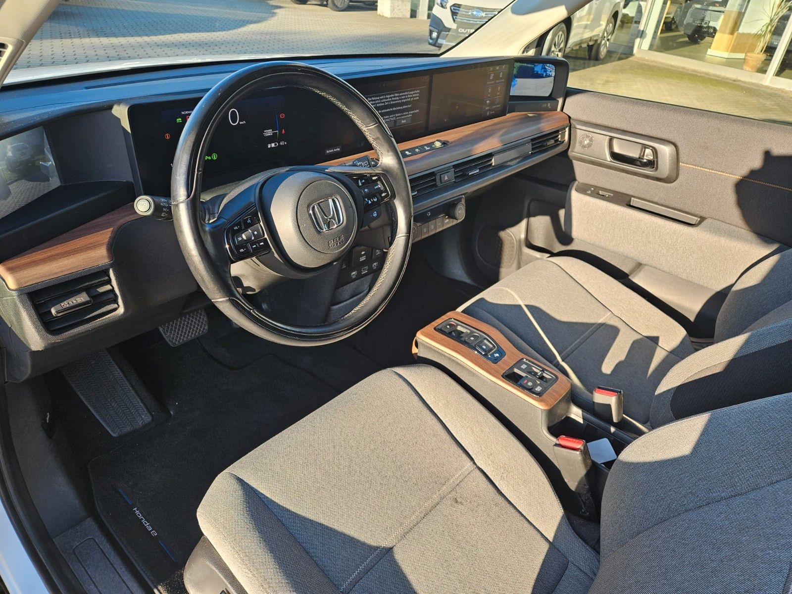 Honda e Advance 17er
