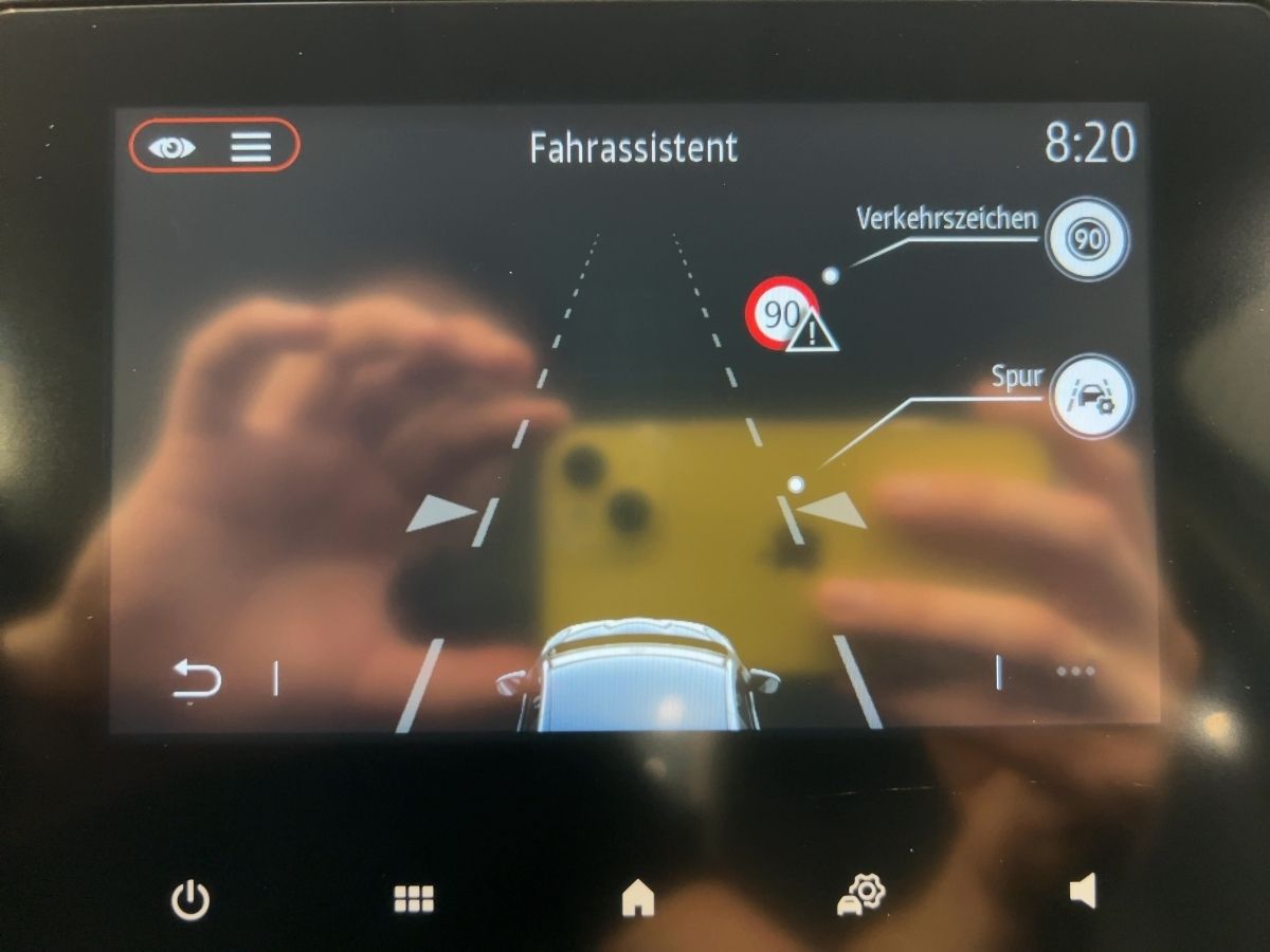Renault ZOE EXPERIENCE R135 50kWh - Samsaru's Car Outlet