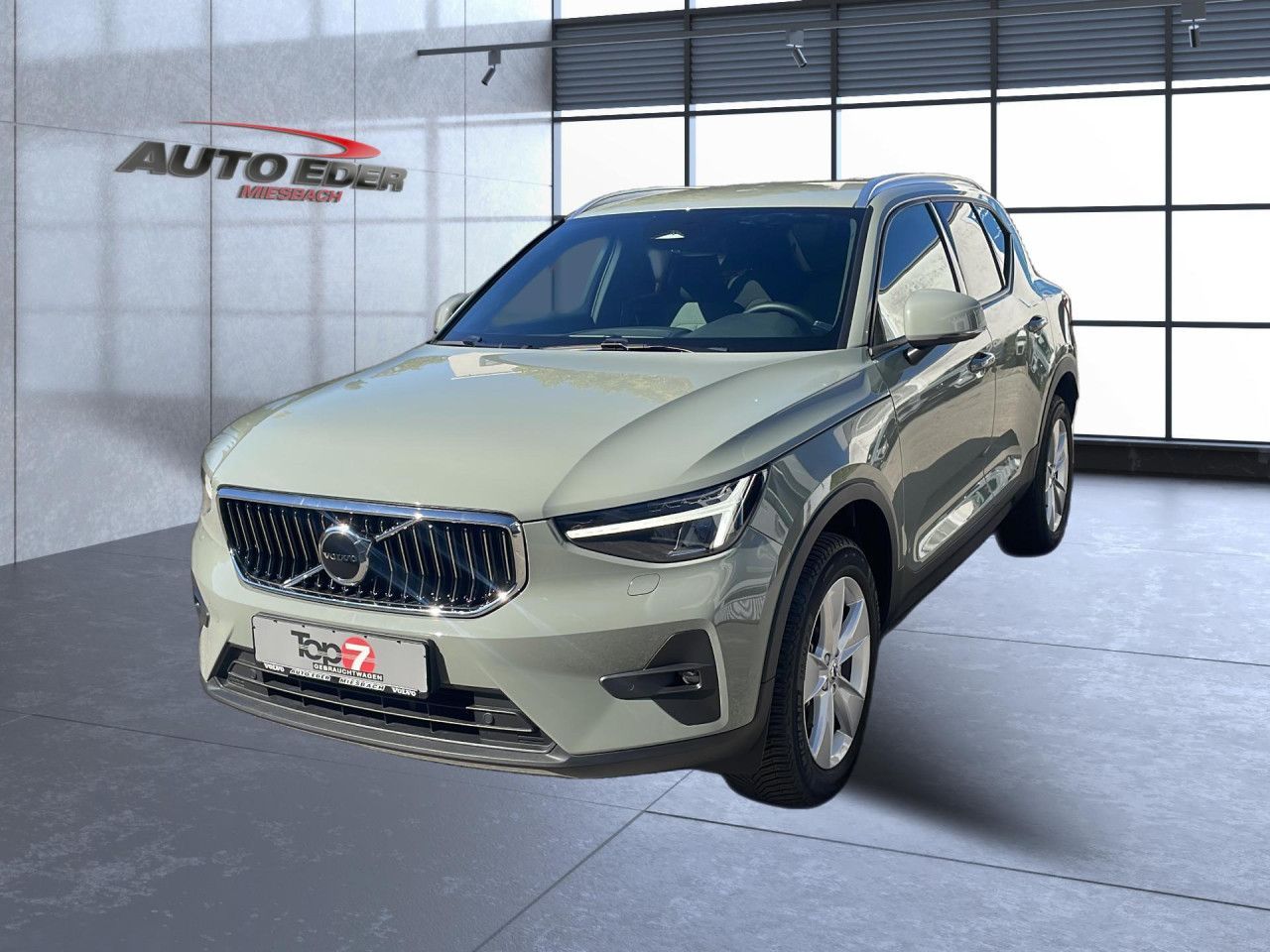Volvo XC 40 Core 2WD Bluetooth Navi LED Klima