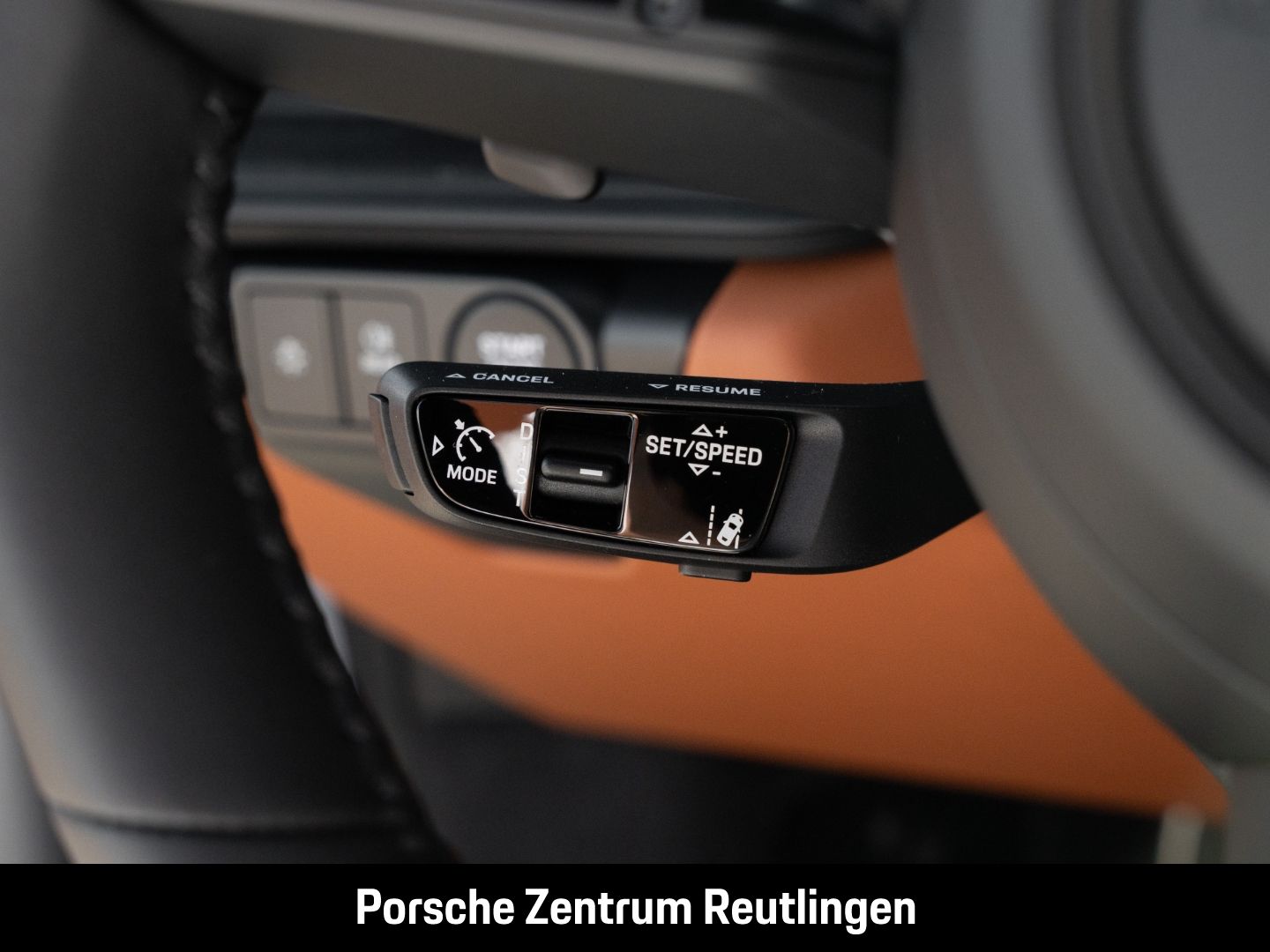 Porsche 992 911 Carrera 4 GTS Cabrio Clubleder InnoDrive