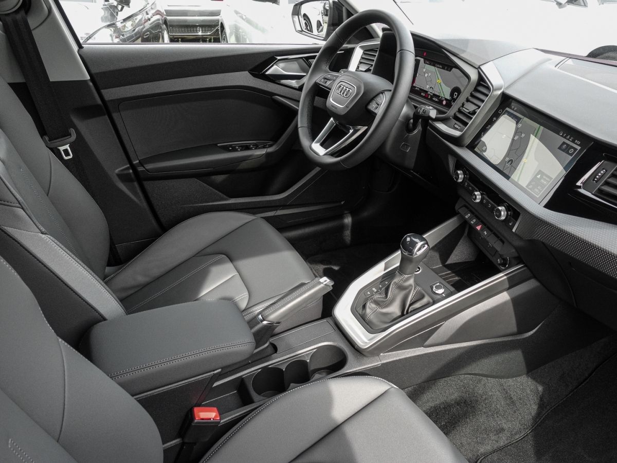 Audi A1 Sportback 30 TFSI S tronic S line - Samsaru's Car Outlet